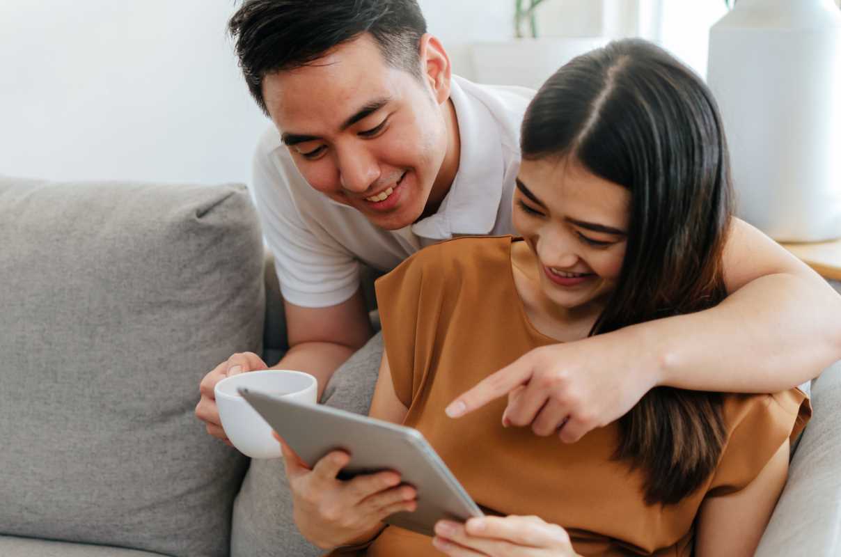 How to Keep the Spark Alive in a Long-Term Relationship